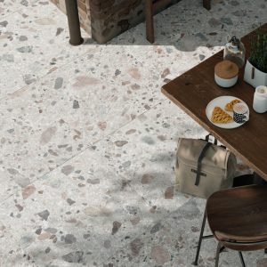 norr rr06 80x80 out 001 hr p01 1080x1080 1