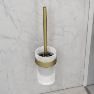 square_messing_close-up-toiletbørste