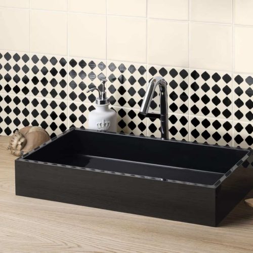 1414854100DOT_Black_Code-Dots_miljo